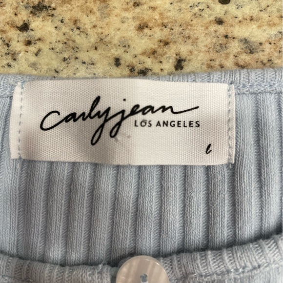 Carly Jean Los Angeles Light Blue Ribbed Button-Up Top Size Large - Picture 11 of 12